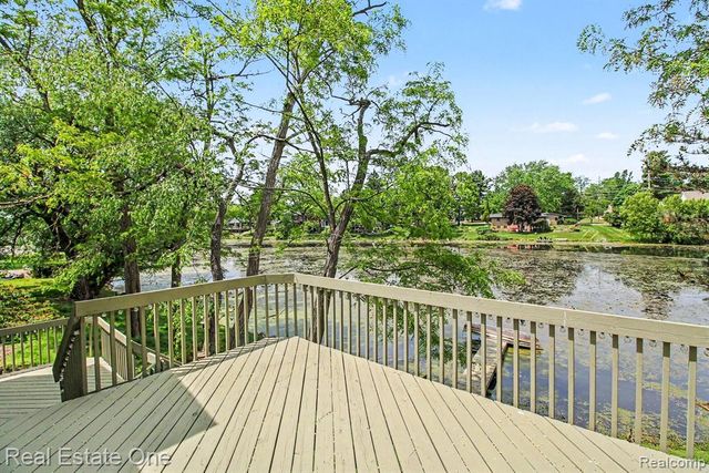 520 W Huron Street, Milford, MI 48381