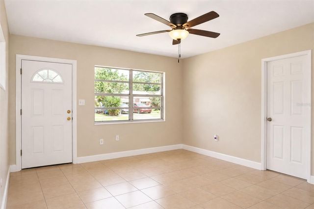 821 14TH AVENUE NW, Largo, FL 33770