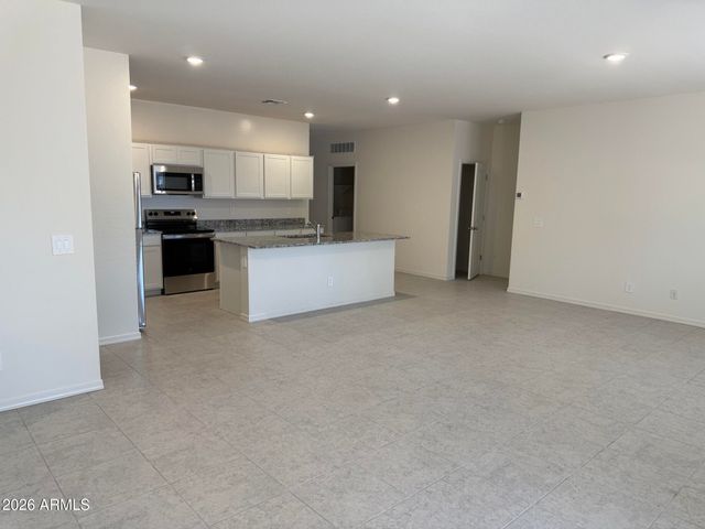 10120 W DEVONSHIRE Avenue, Phoenix, AZ 85037