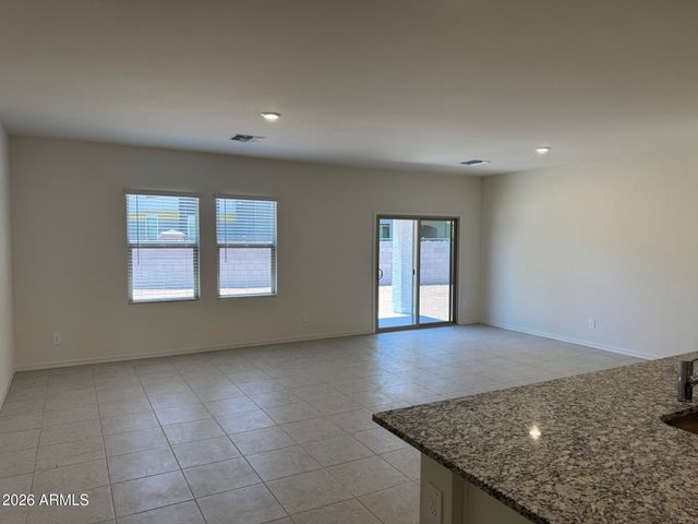 10120 W DEVONSHIRE Avenue, Phoenix, AZ 85037