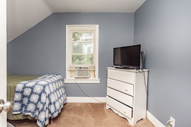 232 Park St, New Bedford, MA 02740