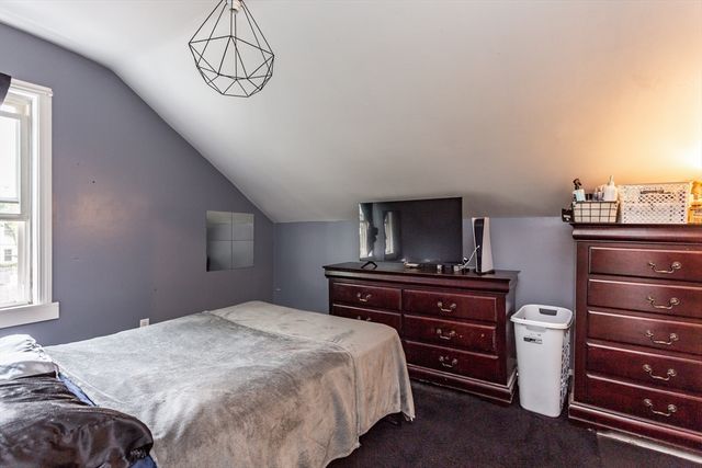 232 Park St, New Bedford, MA 02740
