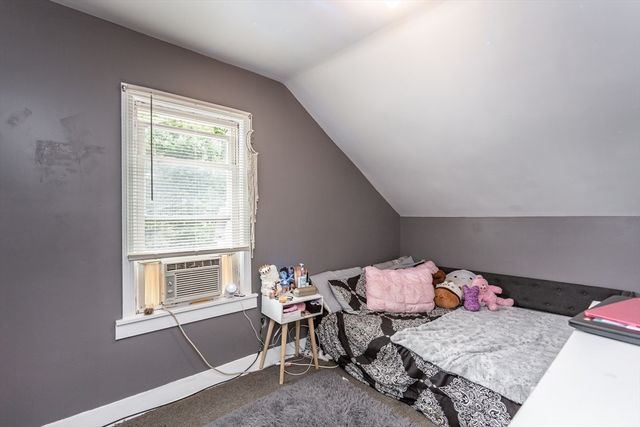 232 Park St, New Bedford, MA 02740