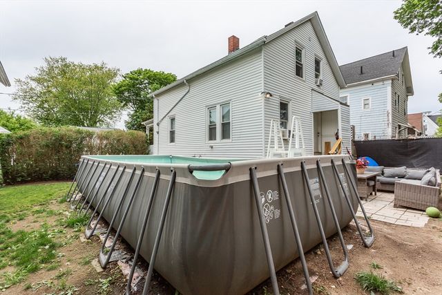 232 Park St, New Bedford, MA 02740