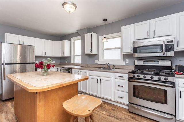 232 Park St, New Bedford, MA 02740