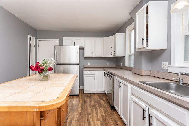 232 Park St, New Bedford, MA 02740
