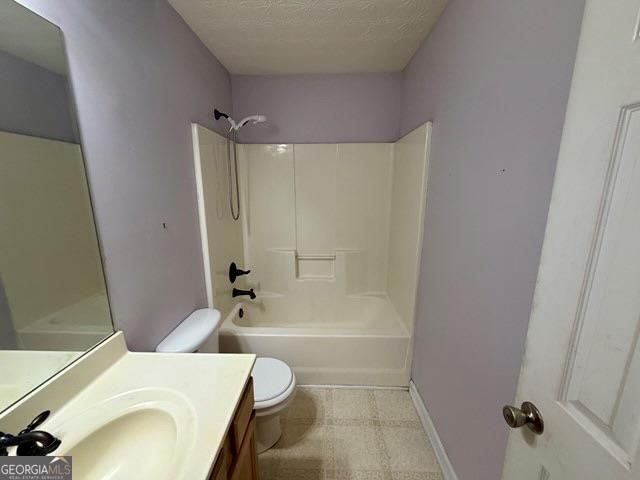 2915 Snapfinger Manor, Decatur, GA 30035