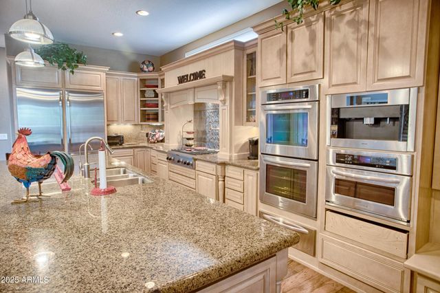 910 S BARBERRY Lane, Show Low, AZ 85901