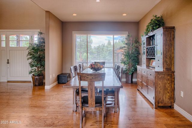 910 S BARBERRY Lane, Show Low, AZ 85901