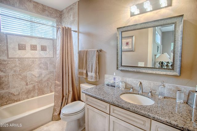 910 S BARBERRY Lane, Show Low, AZ 85901