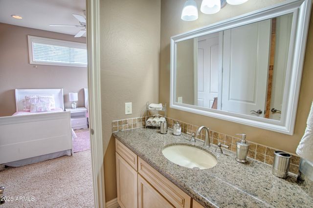 910 S BARBERRY Lane, Show Low, AZ 85901