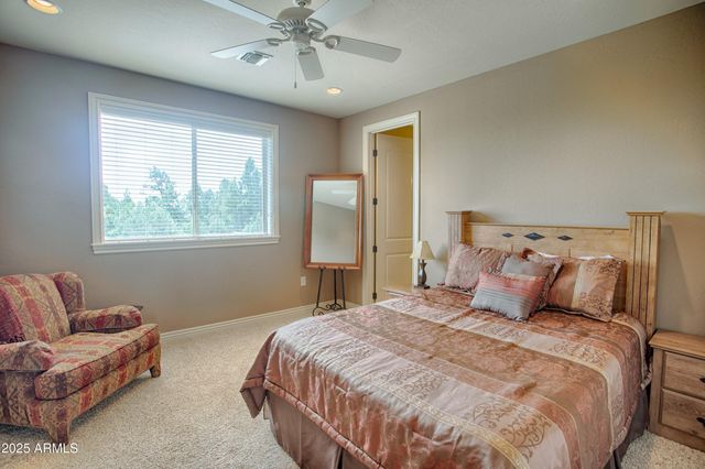 910 S BARBERRY Lane, Show Low, AZ 85901