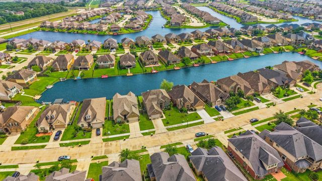 2327 Terracina Court, Missouri City, TX 77459