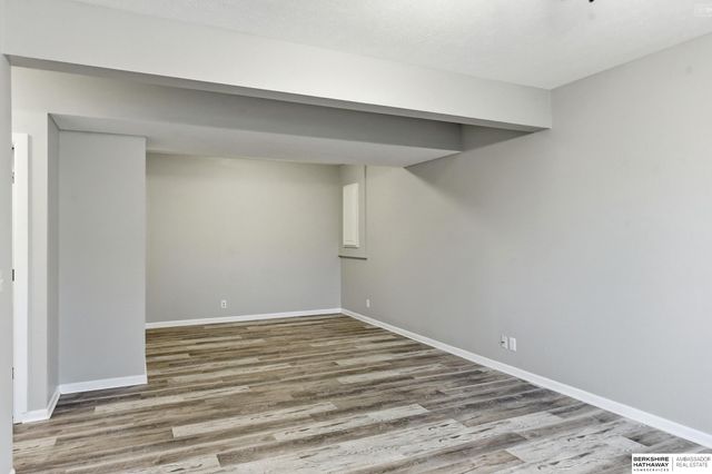 5956 S 186th Avenue, Omaha, NE 68135