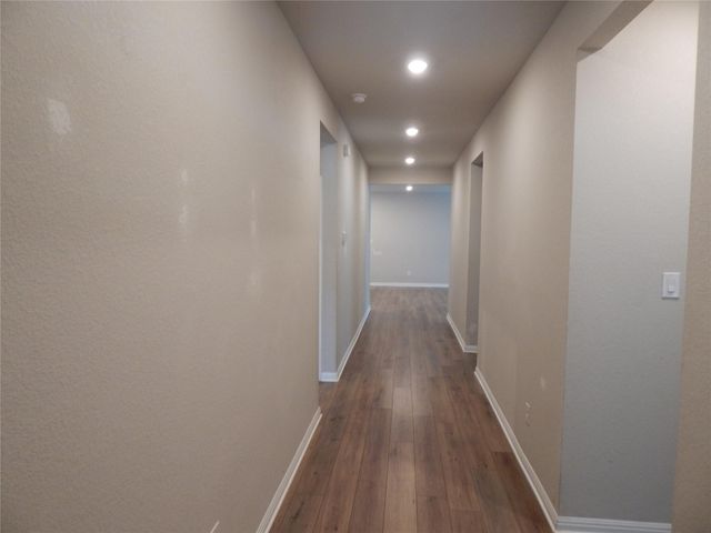 126 Fairmeadow Downs DR, Hutto, TX 78634