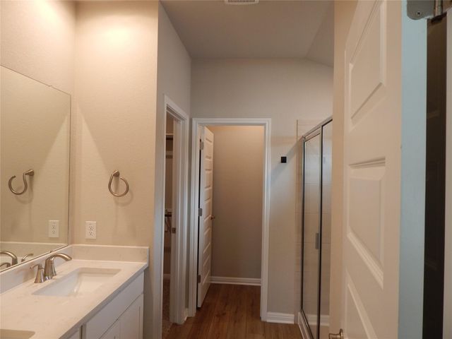 126 Fairmeadow Downs DR, Hutto, TX 78634