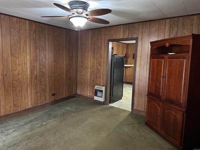 703 Morris Avenue, England, AR 72046