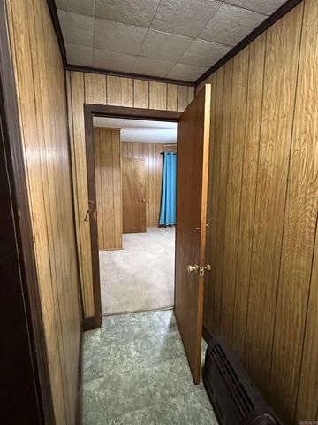 703 Morris Avenue, England, AR 72046