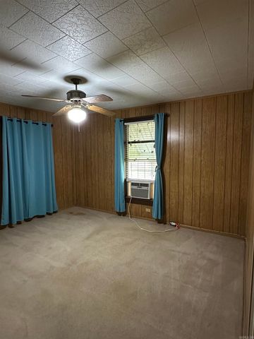 703 Morris Avenue, England, AR 72046