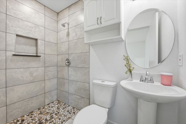 615 Calder Avenue, Duncanville, TX 75116