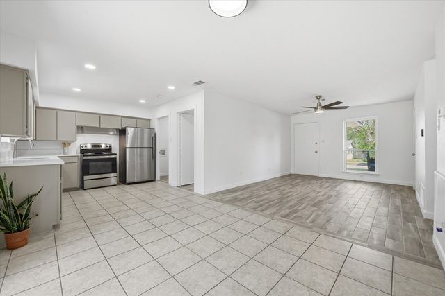 615 Calder Avenue, Duncanville, TX 75116