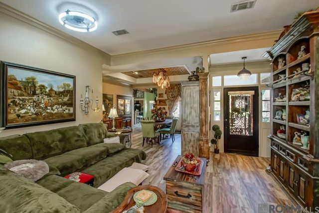 13350 Fairview Ave, Baton Rouge, LA 70816