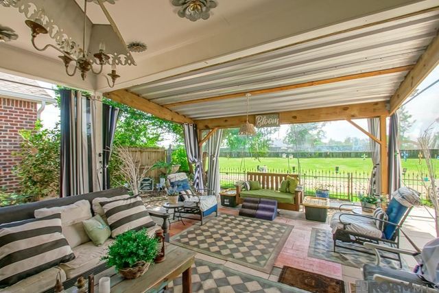 13350 Fairview Ave, Baton Rouge, LA 70816