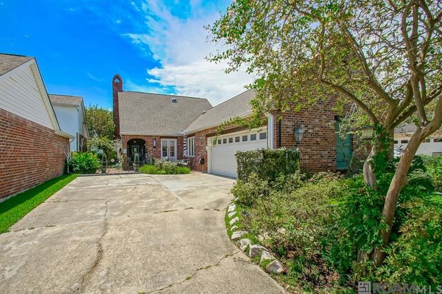 13350 Fairview Ave, Baton Rouge, LA 70816