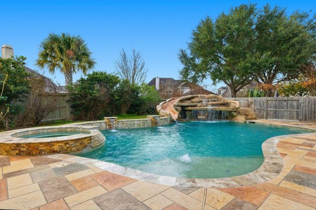 20807 Twisted Leaf Drive, Cypress, TX 77433