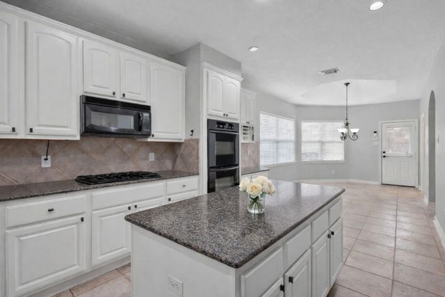 20807 Twisted Leaf Drive, Cypress, TX 77433