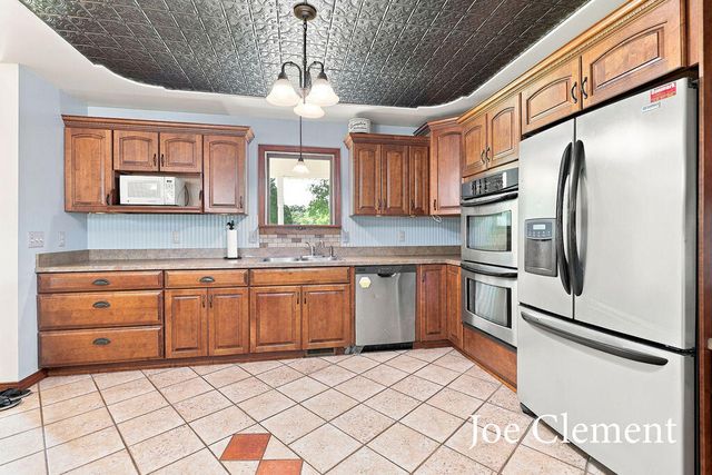 2283 19 Mile Road Nw, Tyrone Twp, MI 49330