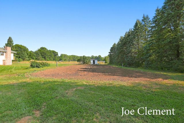 2283 19 Mile Road Nw, Tyrone Twp, MI 49330