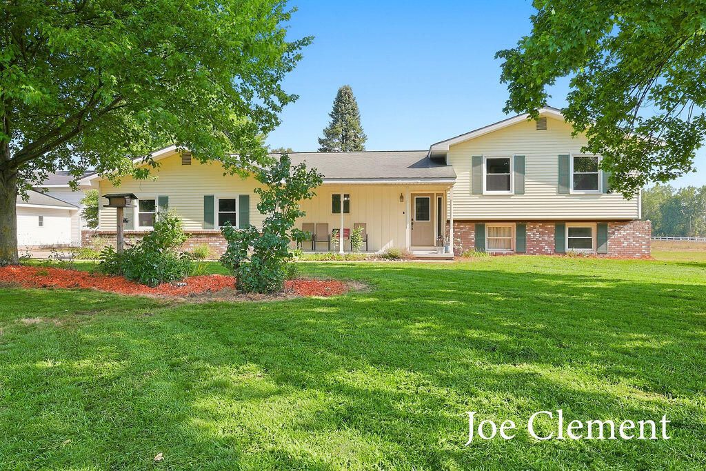 2283 19 Mile Road Nw, Tyrone Twp, MI 49330