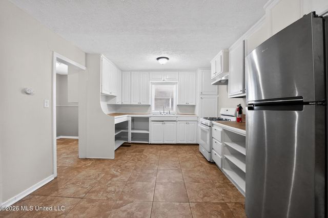 4611 Normandy Drive, Jackson, MS 39206