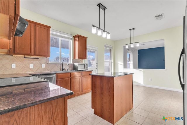 2600 White Moon, Harker Heights, TX 76548