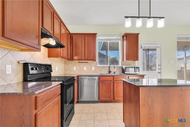 2600 White Moon, Harker Heights, TX 76548