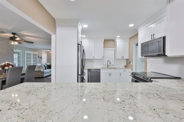 123 WINTERSONG LANE, Sun City Center, FL 33573