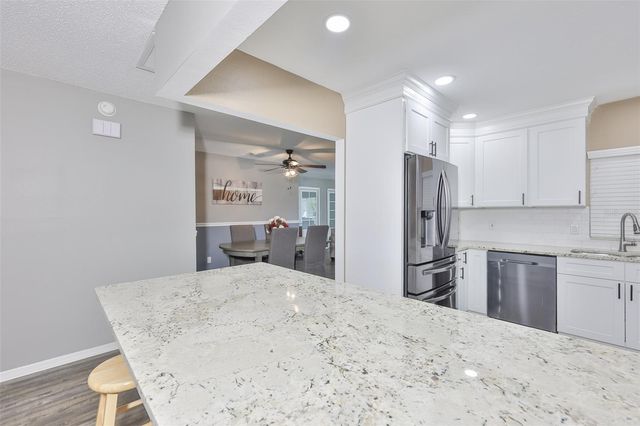 123 WINTERSONG LANE, Sun City Center, FL 33573