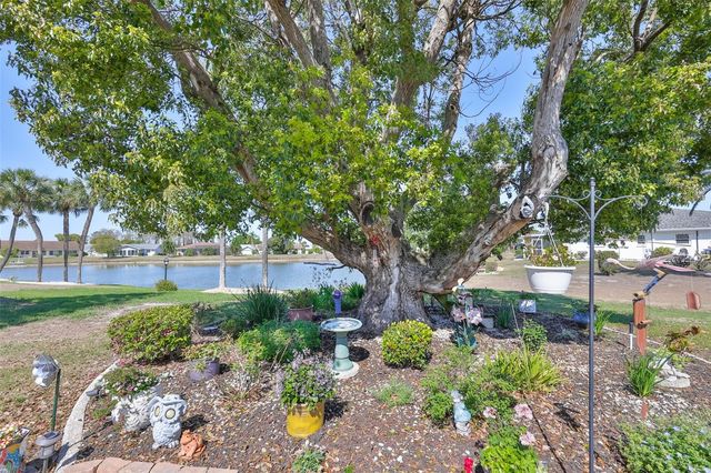 123 WINTERSONG LANE, Sun City Center, FL 33573