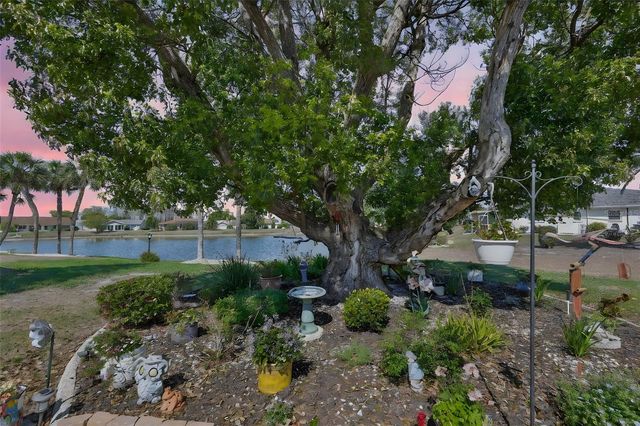 123 WINTERSONG LANE, Sun City Center, FL 33573