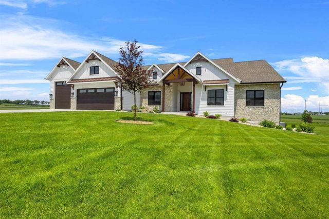 2994 Curtis Court, Sun Prairie, WI 53590