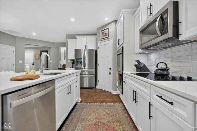 16949 Adler Lane, Noblesville, IN 46060