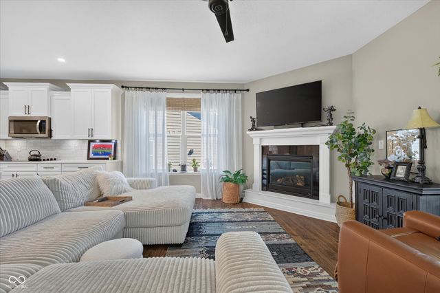 16949 Adler Lane, Noblesville, IN 46060