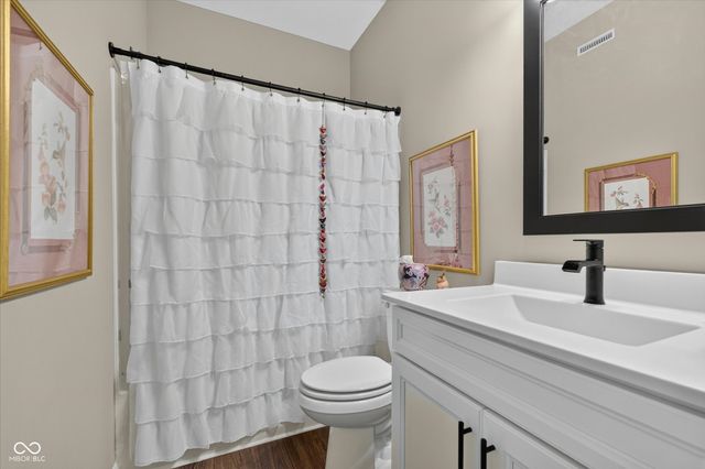 16949 Adler Lane, Noblesville, IN 46060