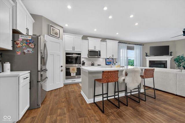 16949 Adler Lane, Noblesville, IN 46060