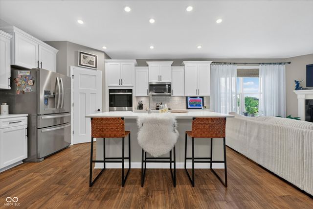16949 Adler Lane, Noblesville, IN 46060
