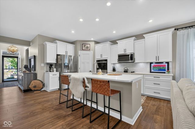 16949 Adler Lane, Noblesville, IN 46060