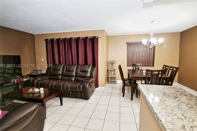 1221 SW 122nd Ave 403, Miami, FL 33184