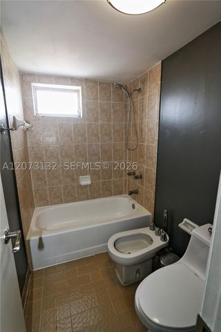 1221 SW 122nd Ave 403, Miami, FL 33184