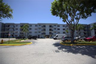 1221 SW 122nd Ave 403, Miami, FL 33184